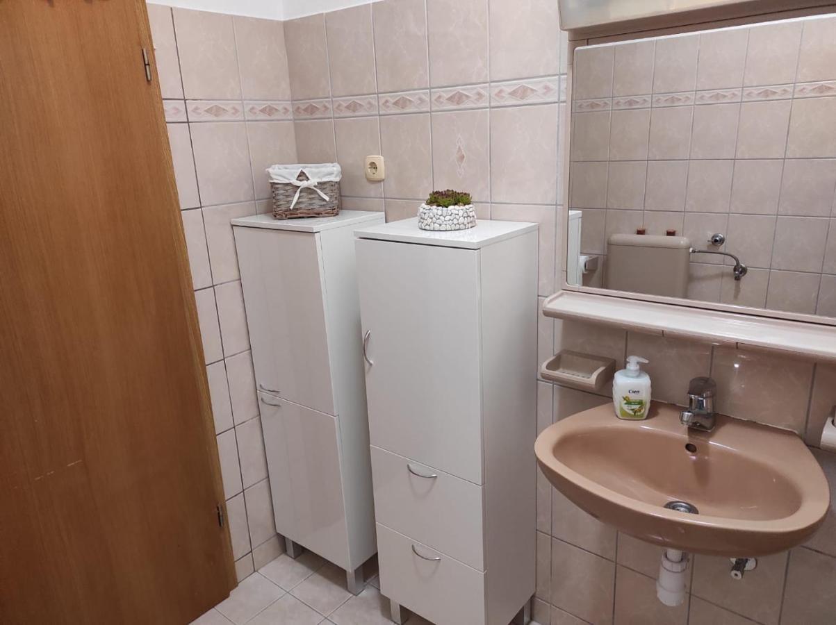 Апартаменты House Silva Подстрана Экстерьер фото